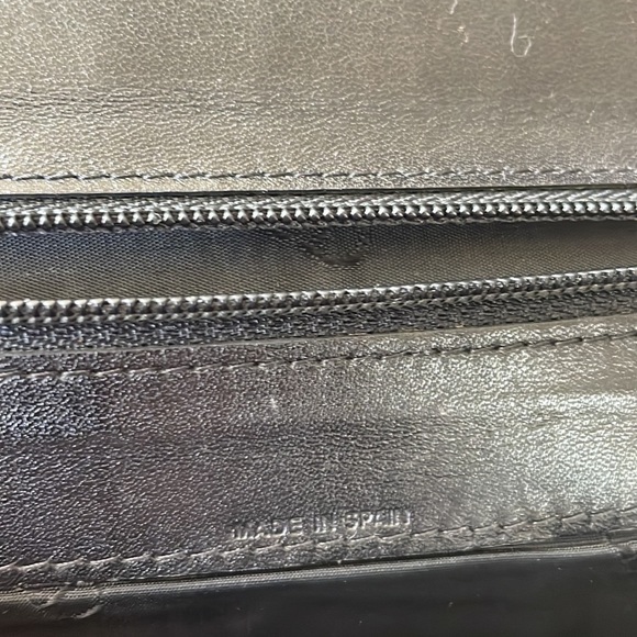 Authentic Christian Dior wallet - Picture 6 of 7